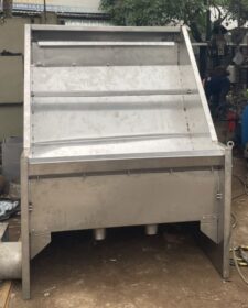 Máy ép tách phân từ chăn nuôi Heo, bò, trâu